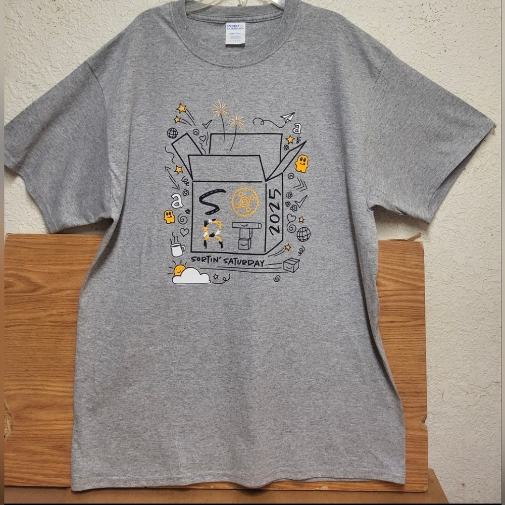 Amazon Emplpyee Sortin' Saturday 2025 Grey T-Shirt Unisex Adults Size Large NWOT